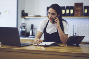 Employee on call with customer